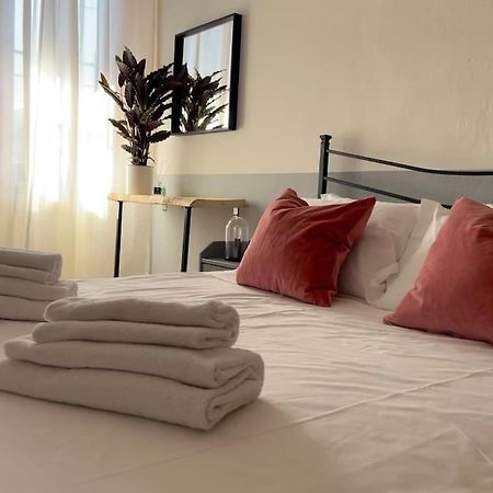 2-Bedroom Flat In The Heart Of Bergamo City Centre ภายนอก รูปภาพ