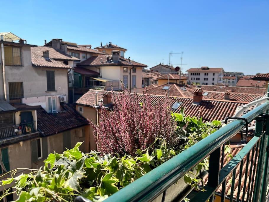 2-Bedroom Flat In The Heart Of Bergamo City Centre ภายนอก รูปภาพ
