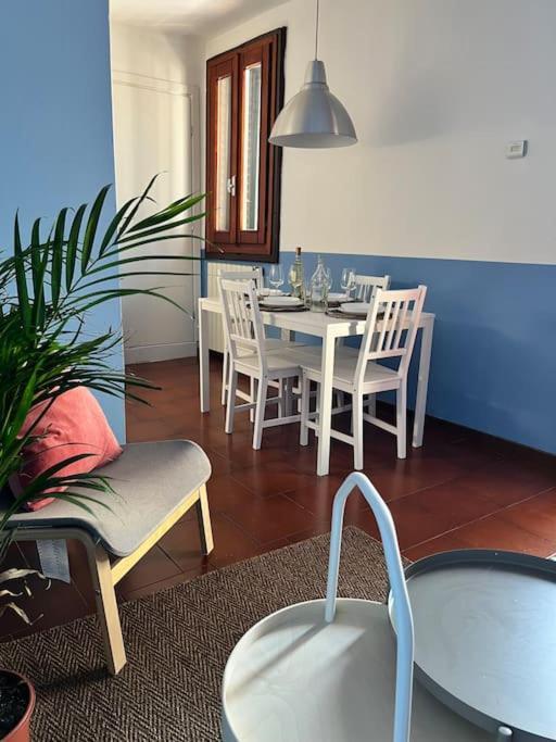 2-Bedroom Flat In The Heart Of Bergamo City Centre ภายนอก รูปภาพ