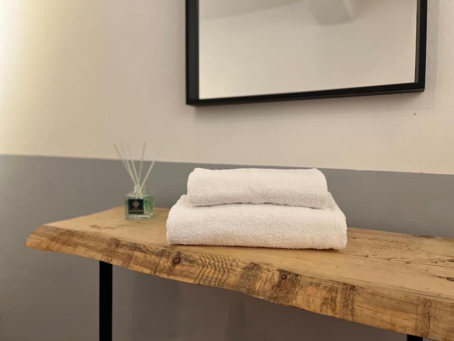 2-Bedroom Flat In The Heart Of Bergamo City Centre ภายนอก รูปภาพ