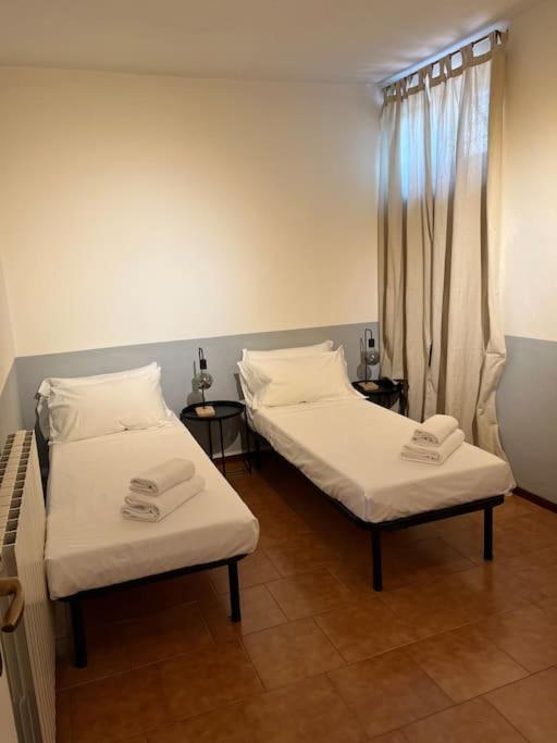 2-Bedroom Flat In The Heart Of Bergamo City Centre ภายนอก รูปภาพ